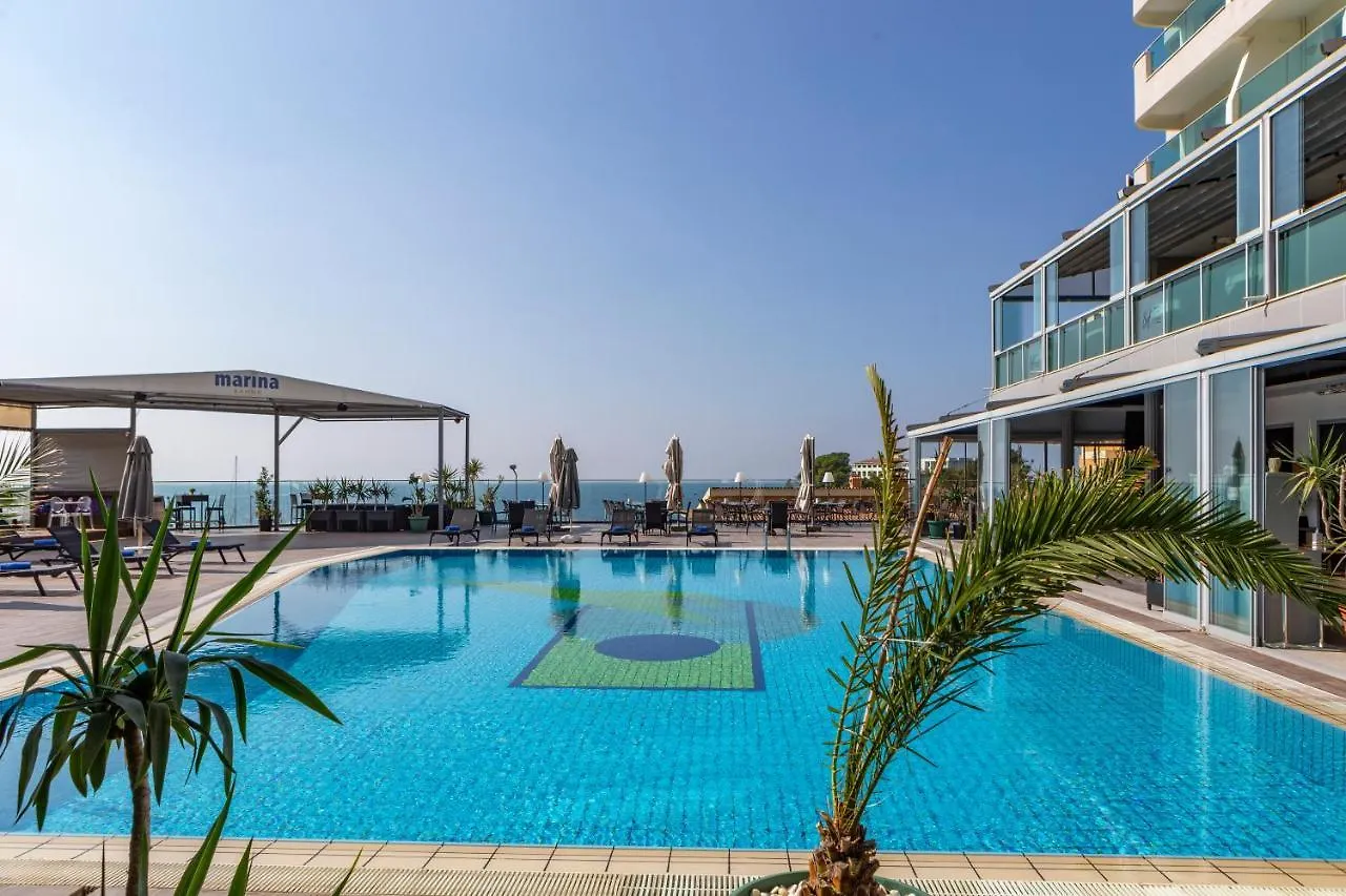 Marina Hotel Kusadasi 4*,