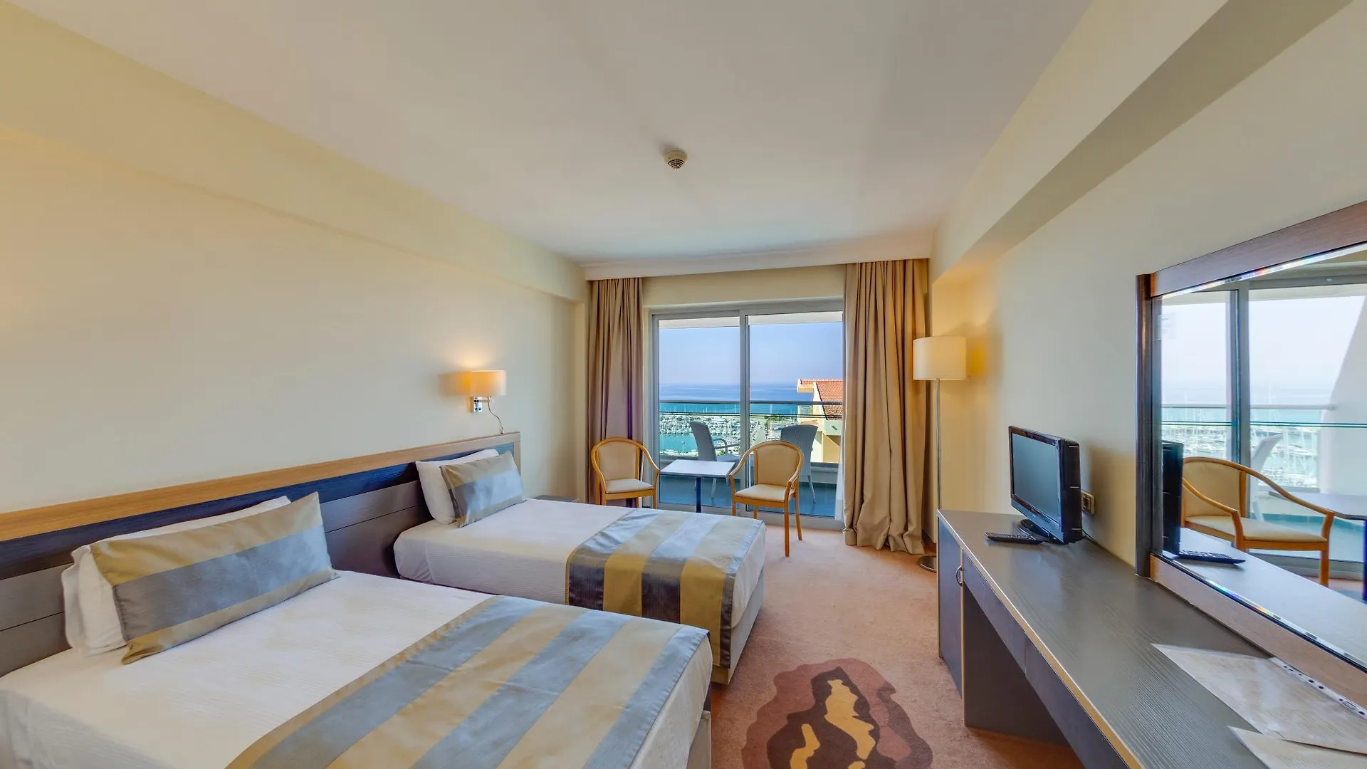Marina Hotel Kusadasi