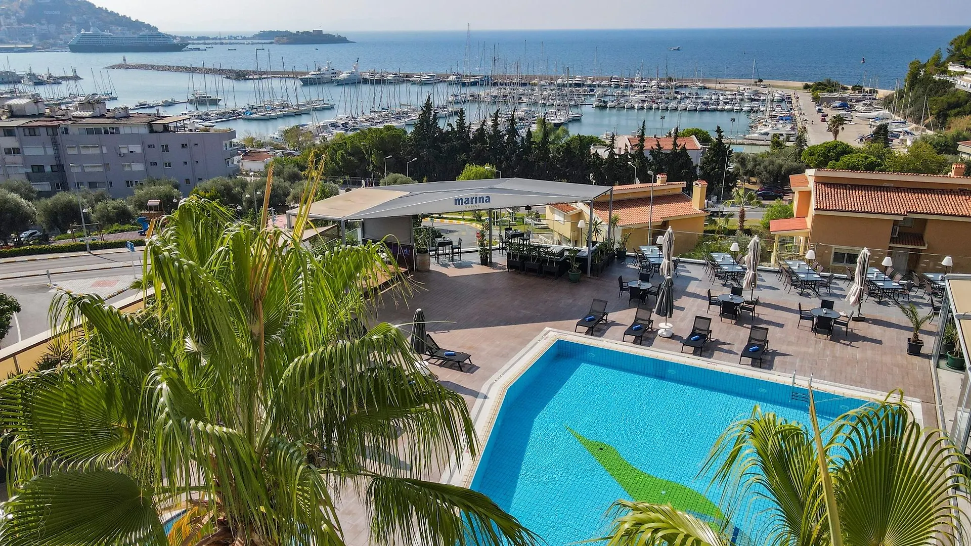Marina Hotel Kusadasi 4*,